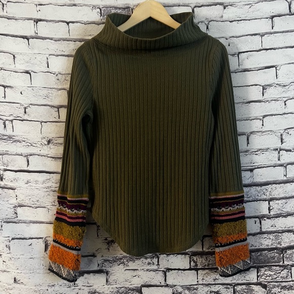 Free People Mixed-Up Cuff Sweater in Green Size Large - Picture 2 of 8